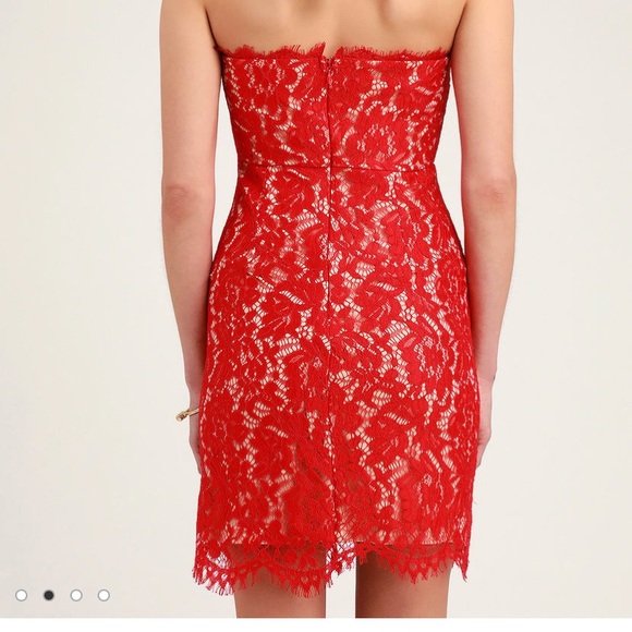 Lulu’s Maci Red Lace Dress NWT - Picture 5 of 5